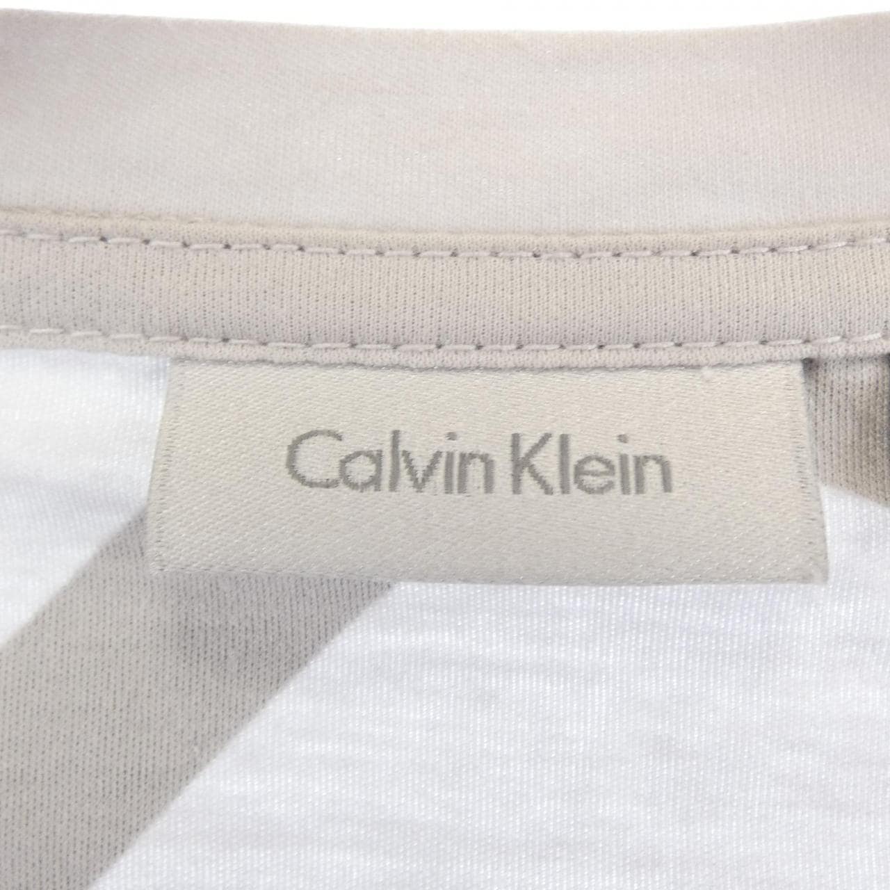 カルバンクライン Calvin Klein Tシャツ
