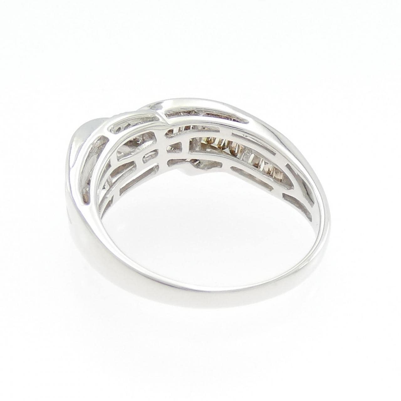 K18WG ダイヤモンド リング 0.70CT