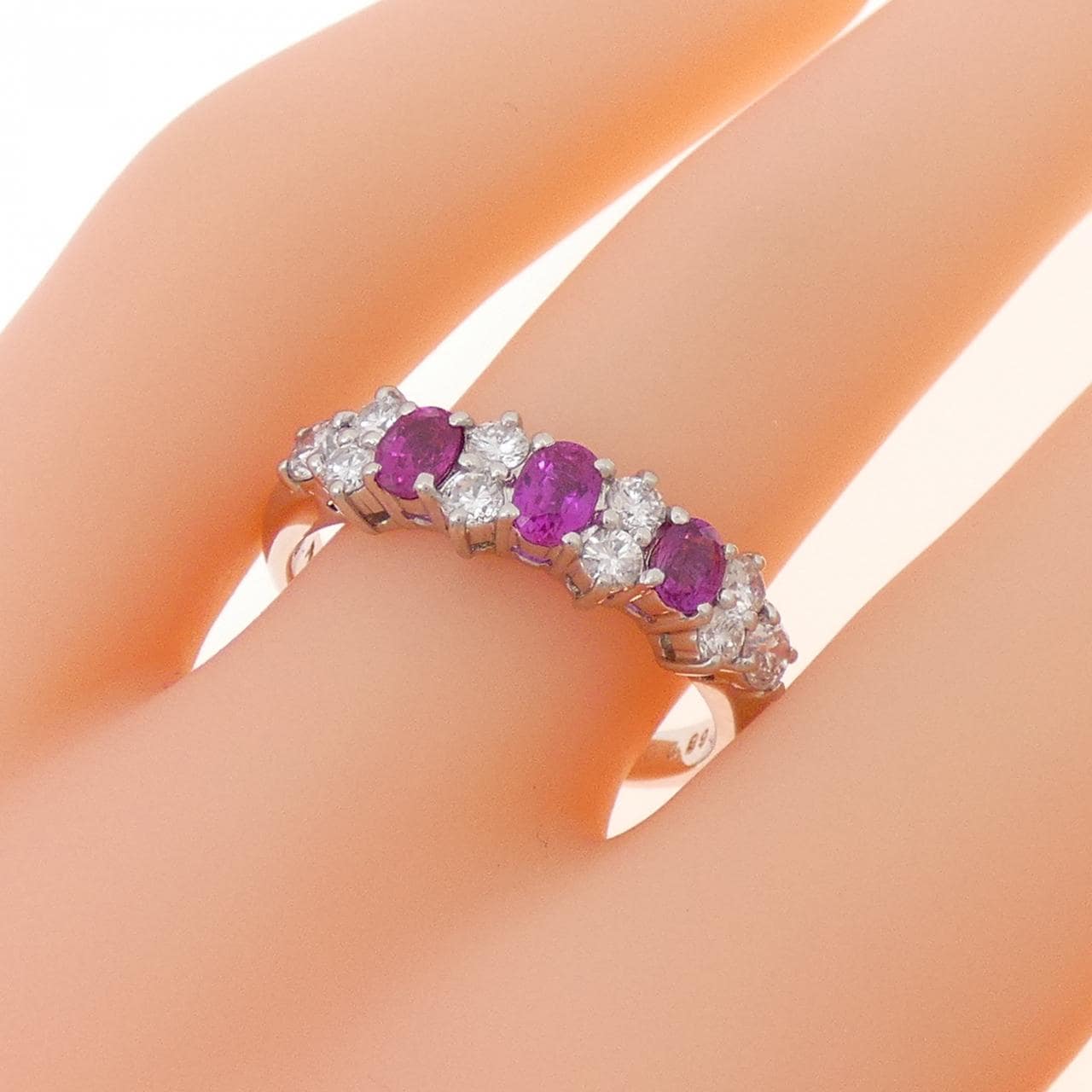 PT900 ルビー リング 0.68CT