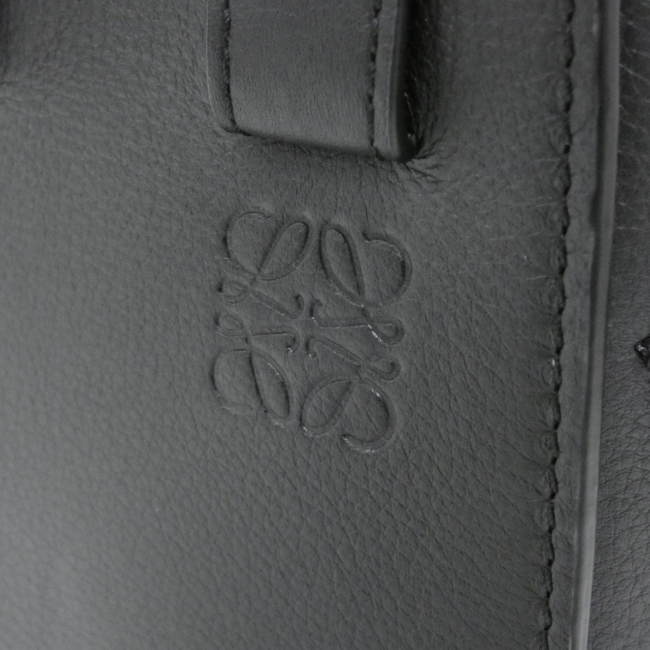 ロエベ ハンモック コンパクト A538H13X10 ショルダーバッグ