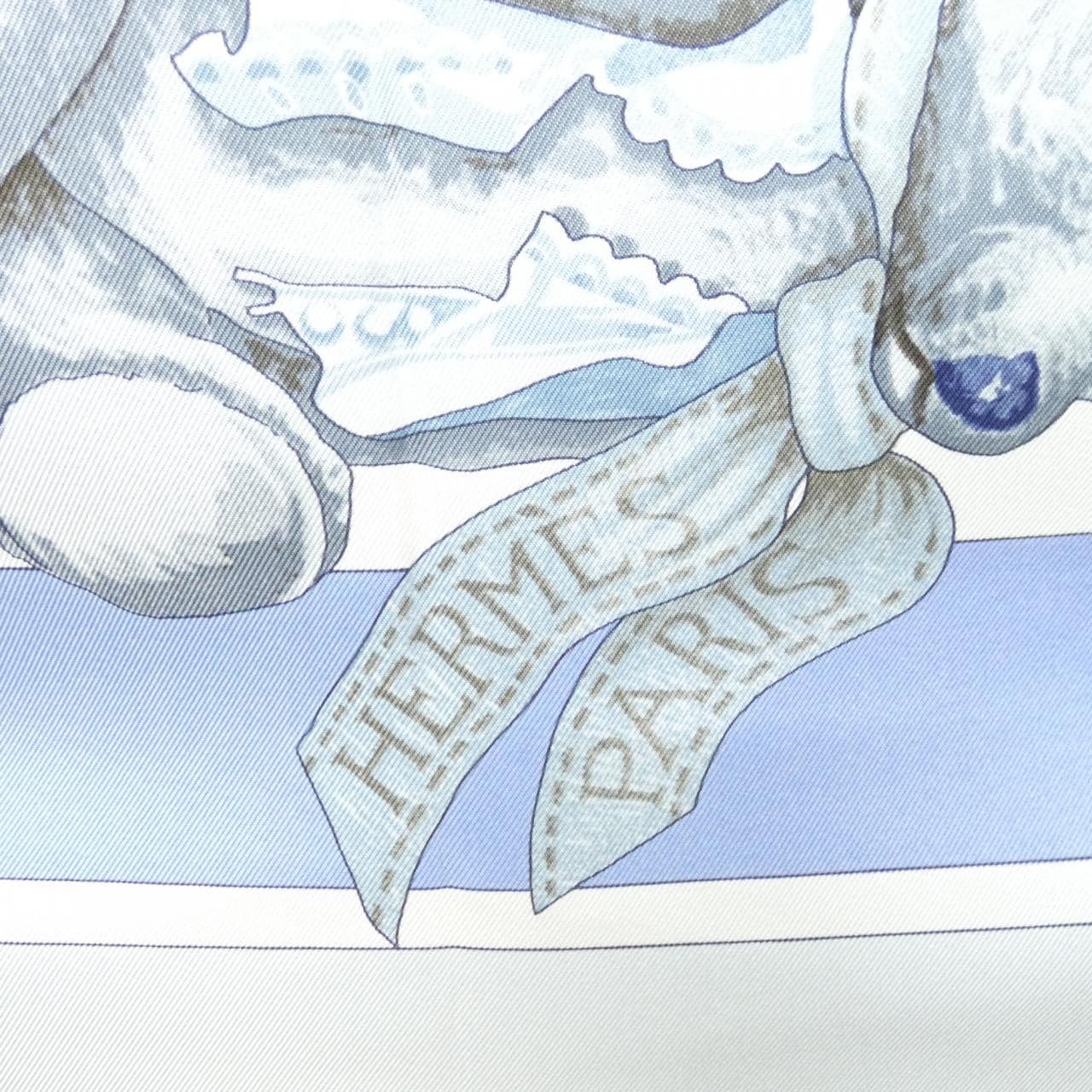 エルメス CONFIDENTS DES COEURS カレ スカーフ