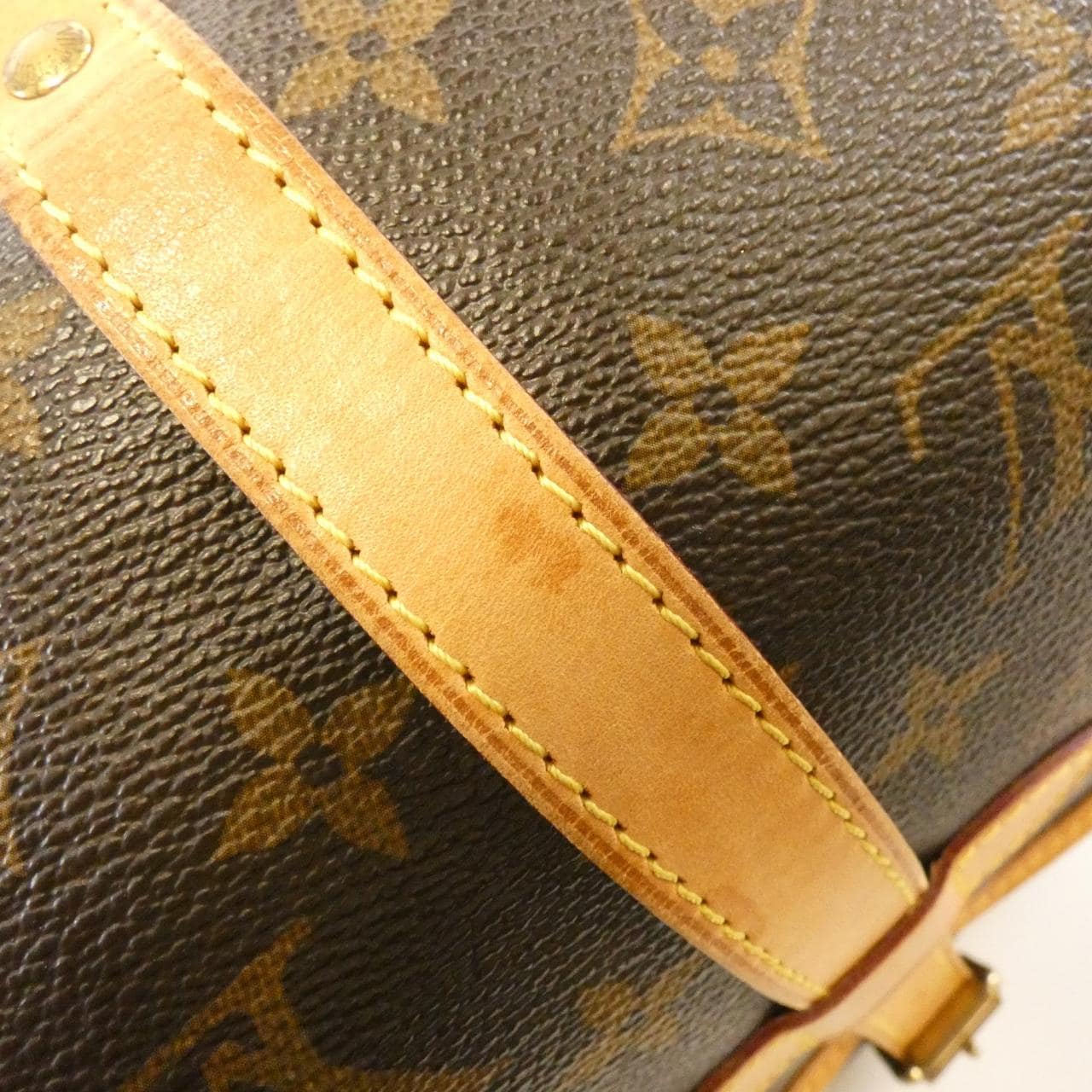 ルイヴィトン モノグラム ソミュール 30cm M42256 ショルダーバッグ