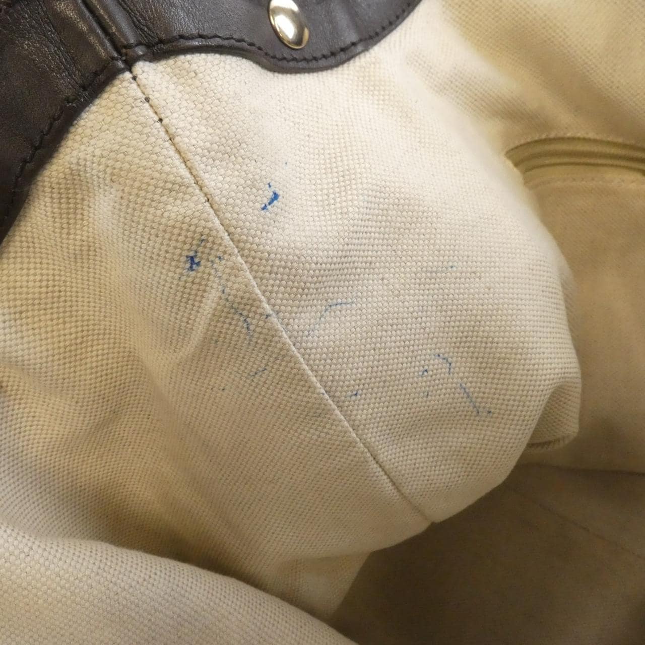 グッチ 211944 AA61G バッグ