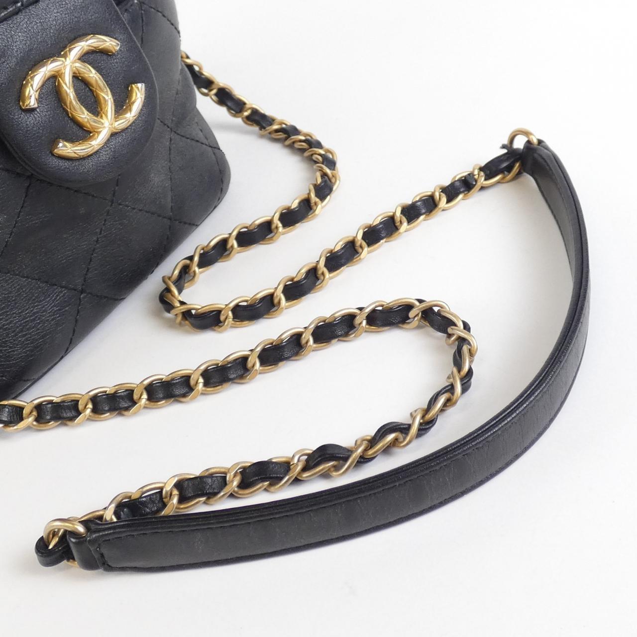 CHANEL AS3228 单肩包