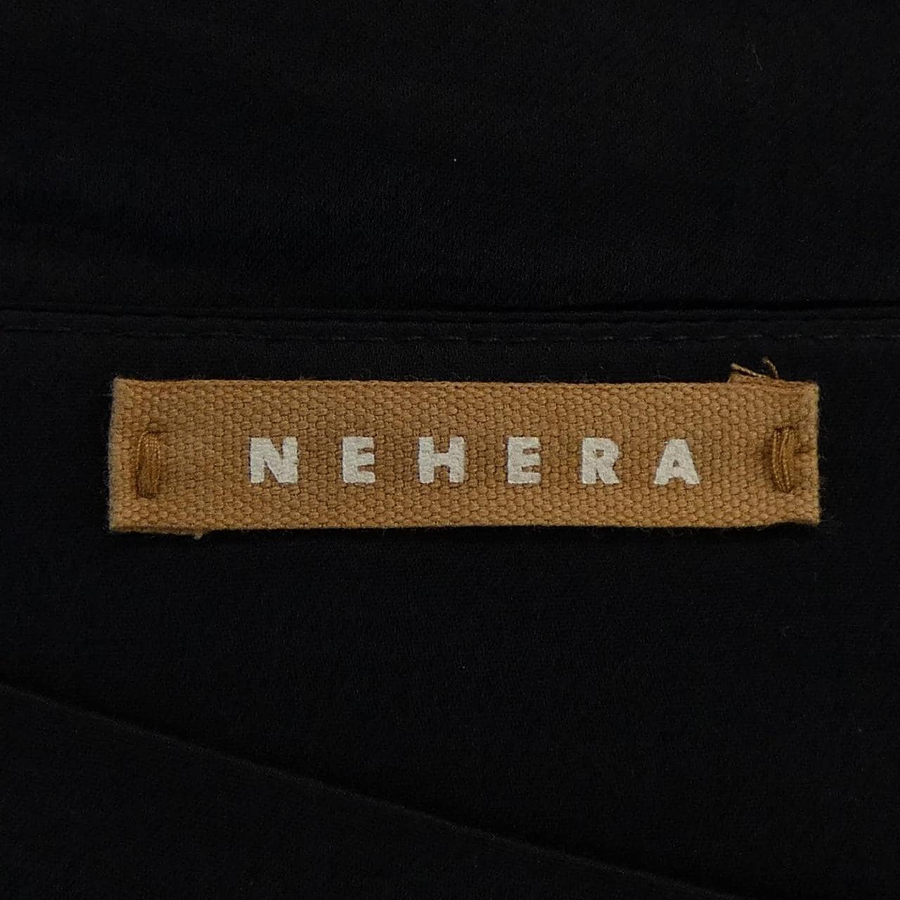 ネヘラ NEHERA スカート