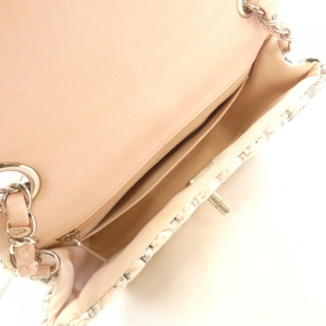 シャネル ショルダーバッグ