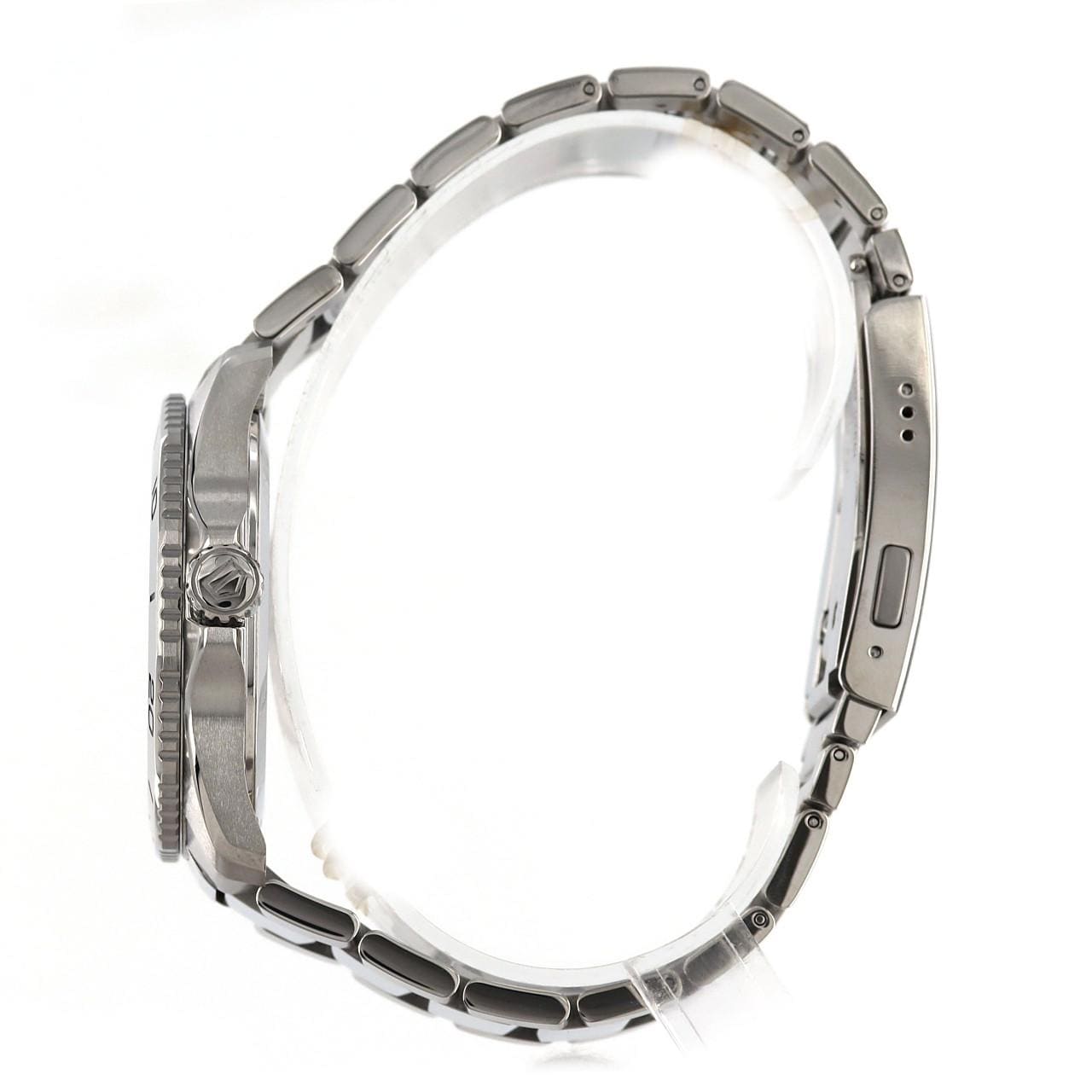 泰格豪雅 Aquaracer Professional 200 Solar Graph WBP1114.BA0000 SS 太陽能石英