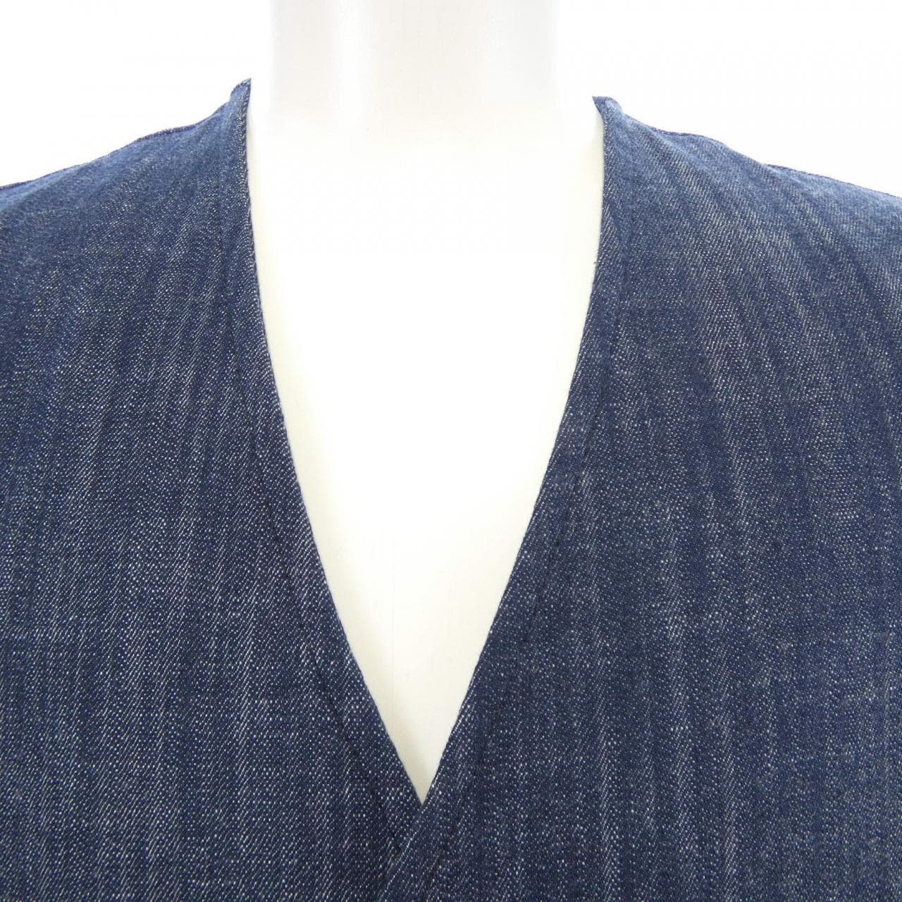 タリアトーレ TAGLIATORE LUAP PE ベスト