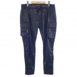 ウノピュウノウグァーレトレ 1 piu 1 uguale 3 USB-24119 パンツ