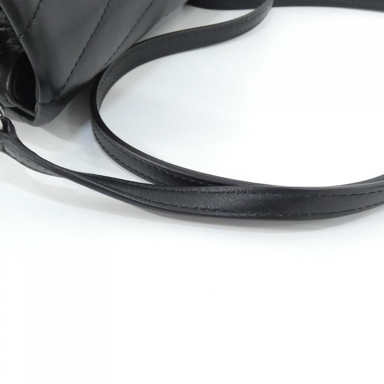 サンローラン ルル トイ バッグ 630951 DV706 ショルダーバッグ