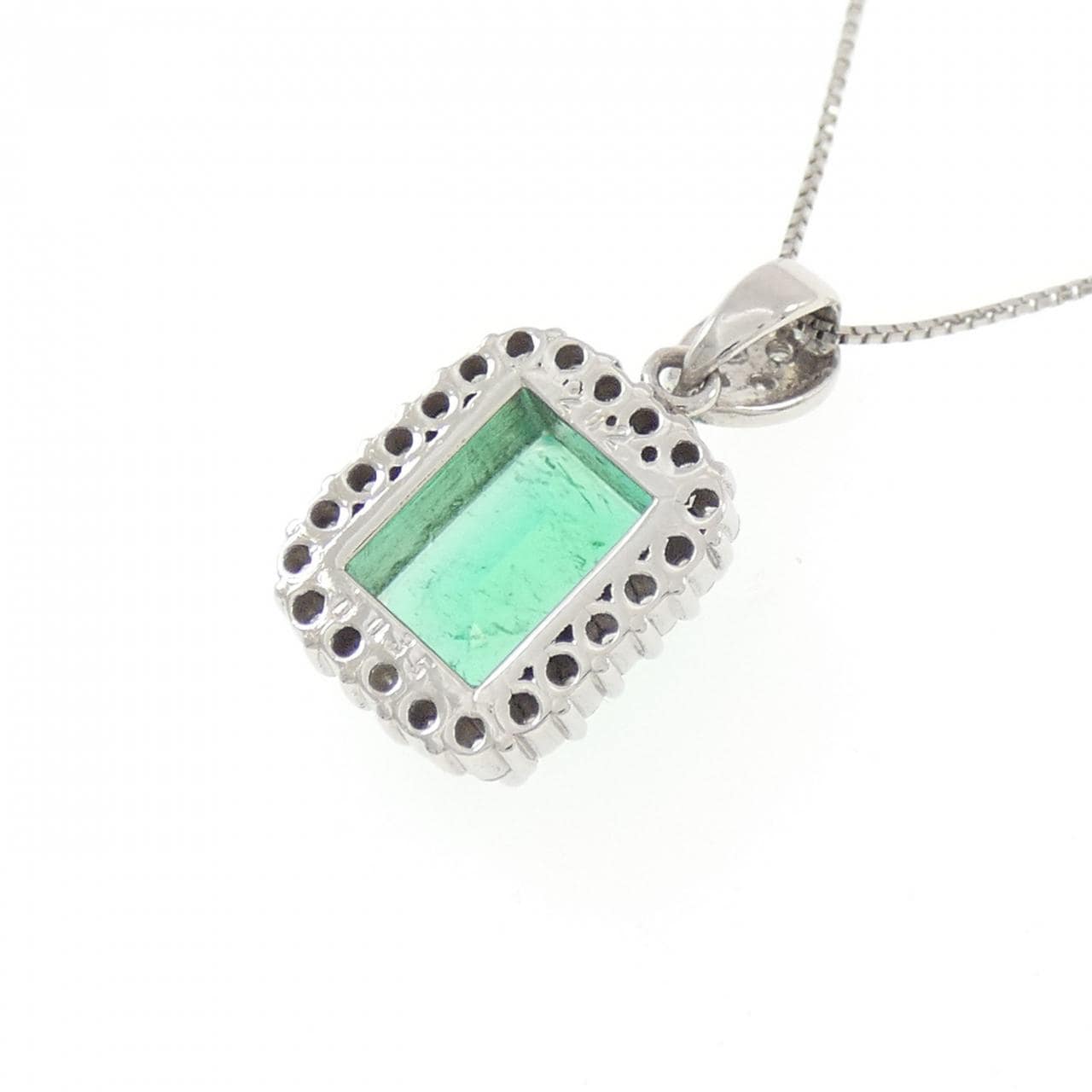 PT900/PT850 エメラルド ネックレス 2.02CT