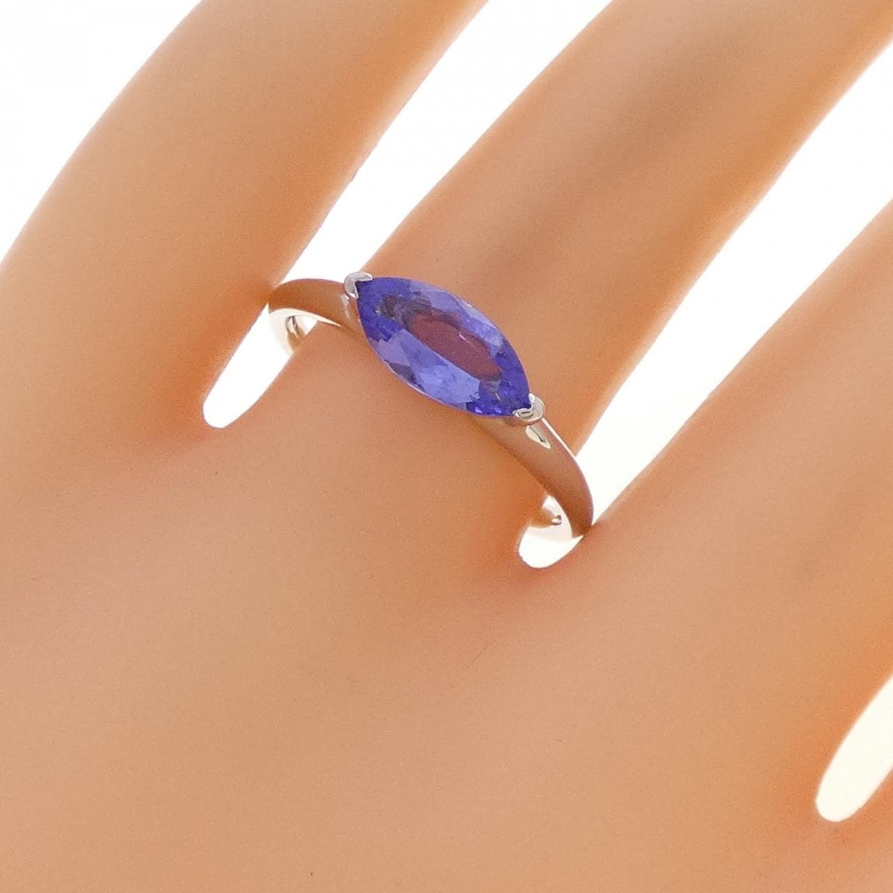 ジーエスティービー タンザナイト リング 1.00CT