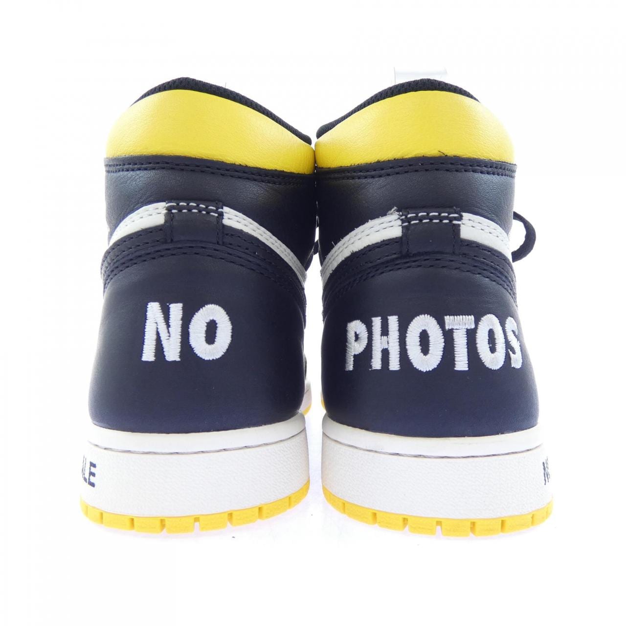ナイキ NIKE 861428-107 スニーカー