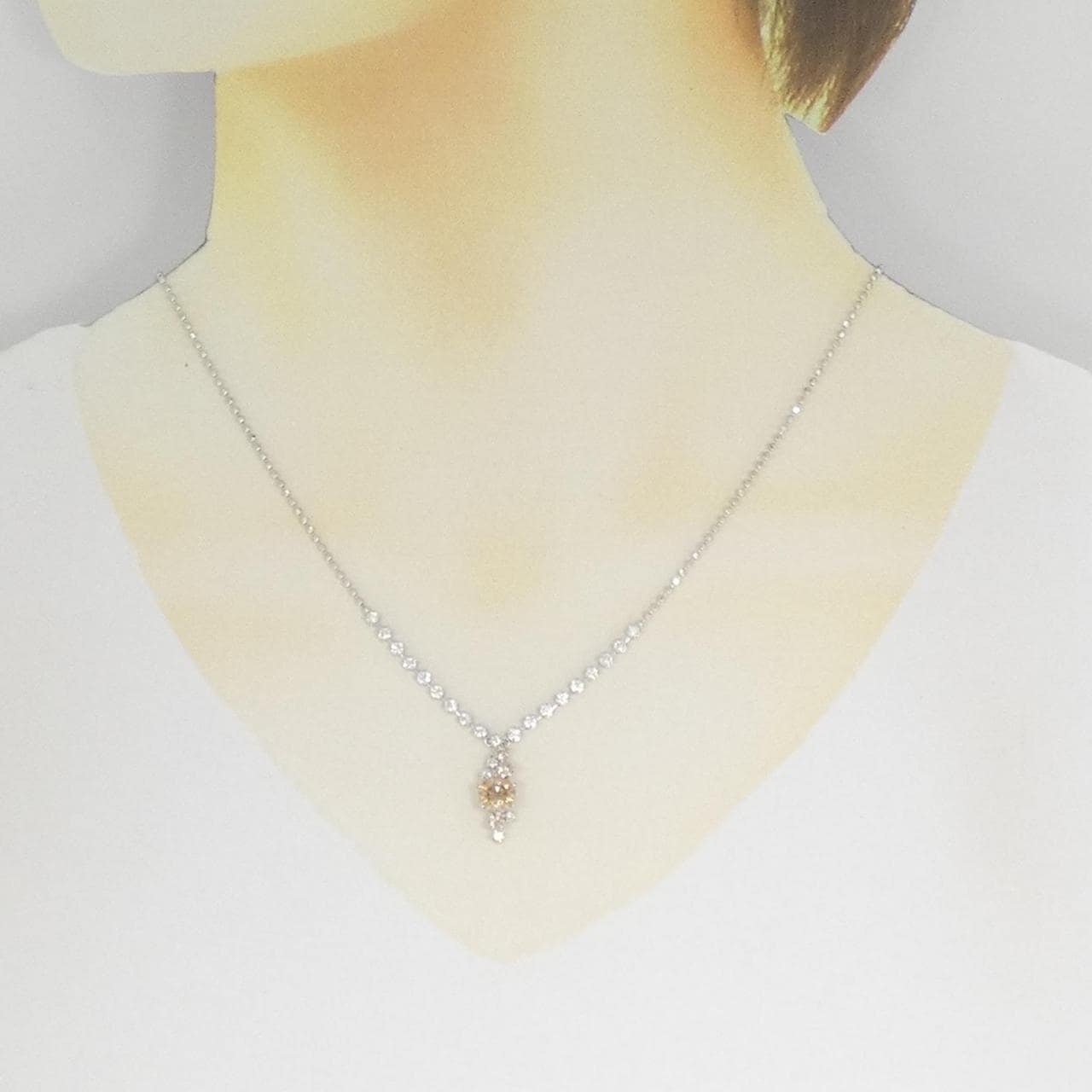 Pola Diamond Necklace 1.02CT