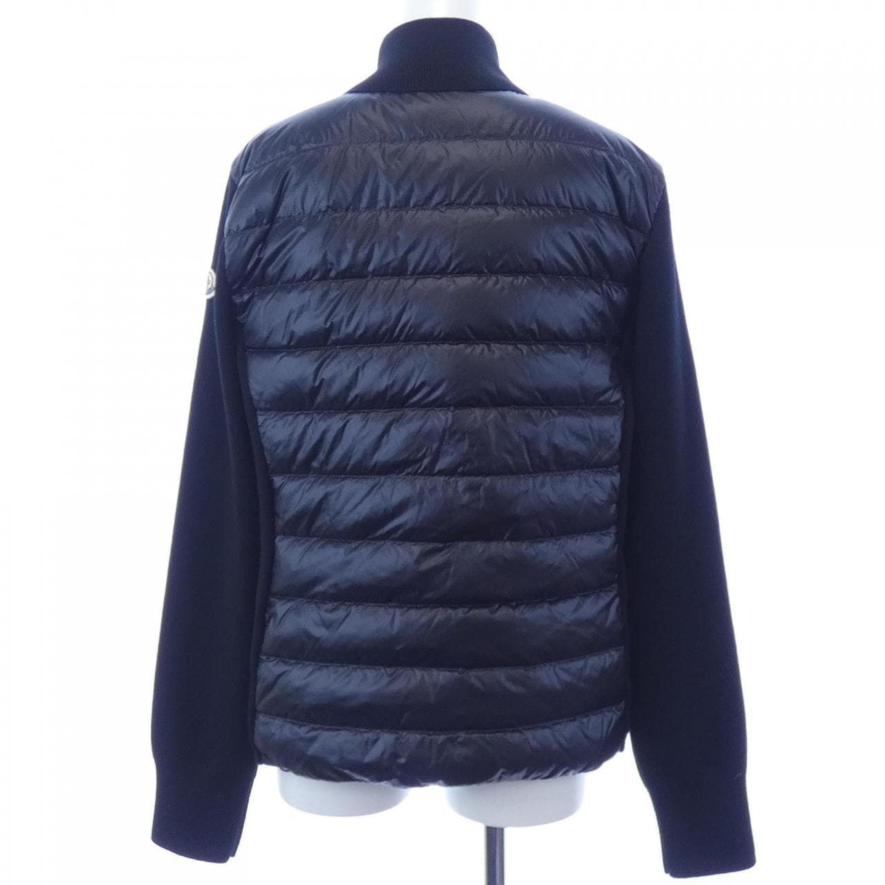 【新品】モンクレール MONCLER K20939B00023 ダウンジャケット