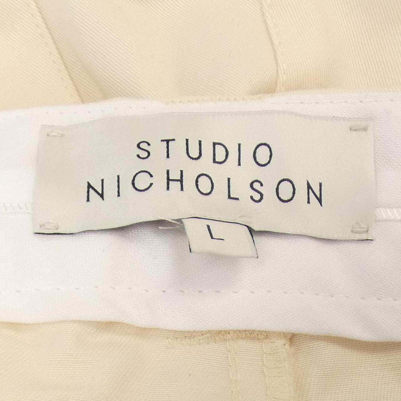 スタジオニコルソン STUDIO NICHOLSON パンツ