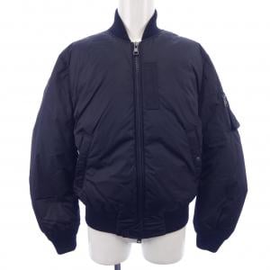 モンクレール MONCLER ダウンジャケット