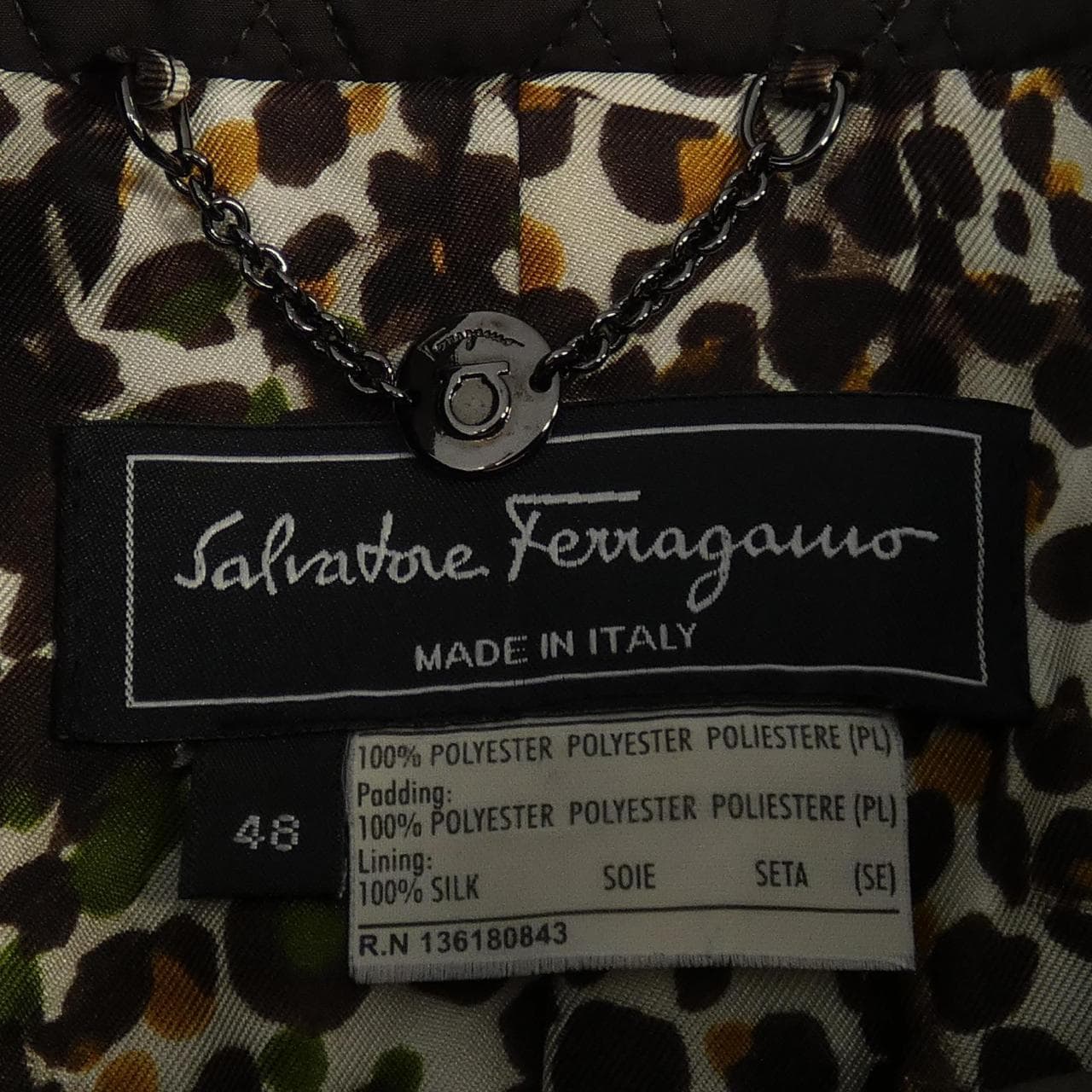 サルヴァトーレフェラガモ SALVATORE FERRAGAMO コート