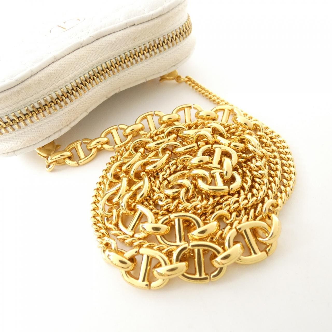 クリスチャンディオール ディオールアムール ディオール カロ ハート ポーチ S5097UNID ポーチ