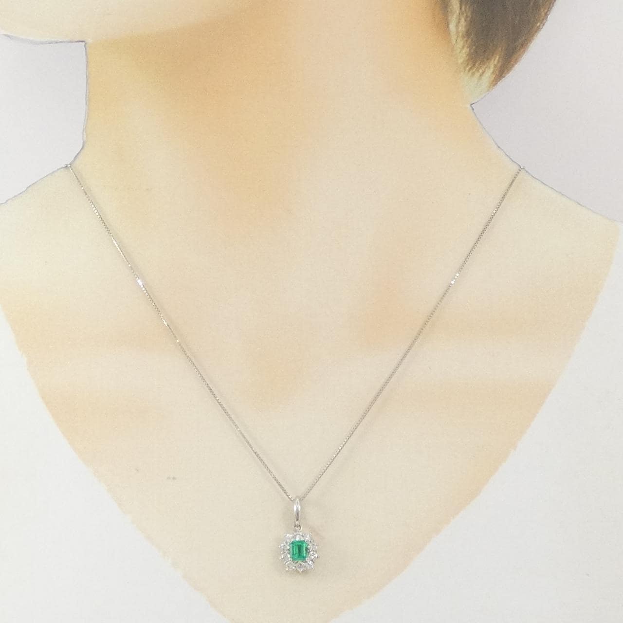 PT900/PT850 エメラルド ネックレス 0.48CT