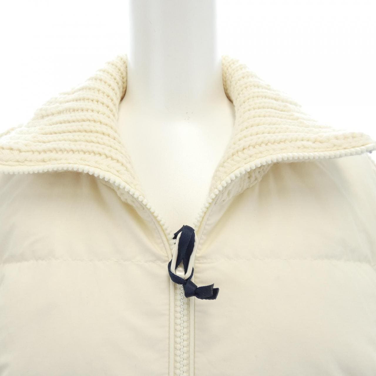 モンクレール MONCLER ダウンジャケット