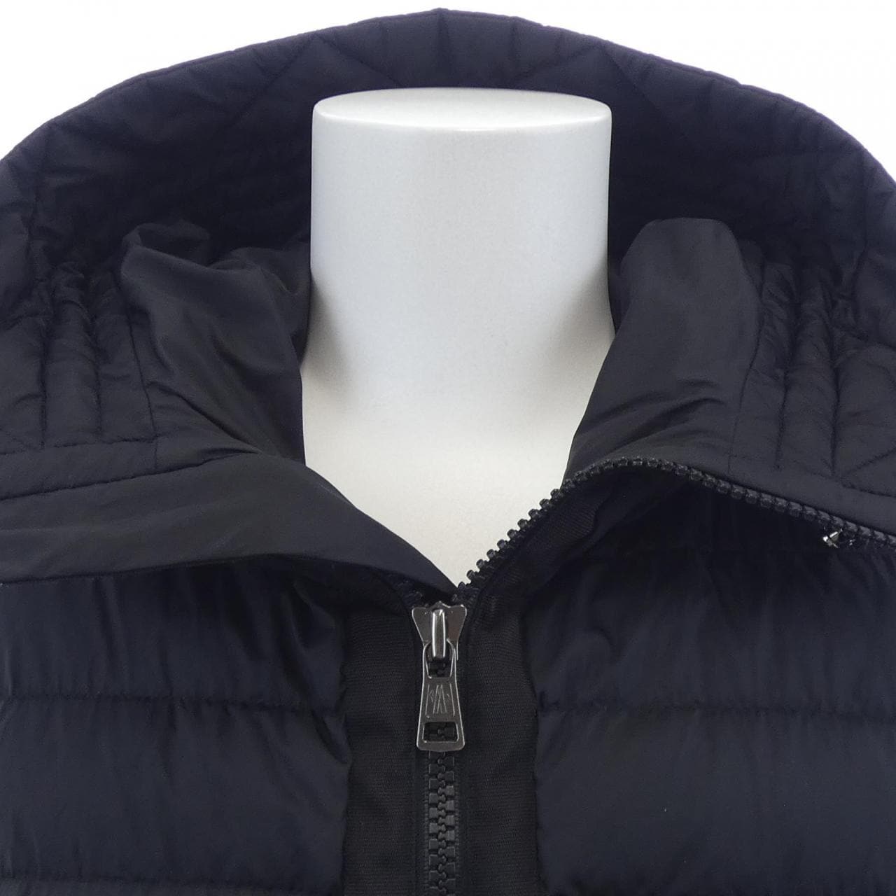 モンクレール MONCLER 20919402800 ダウンジャケット