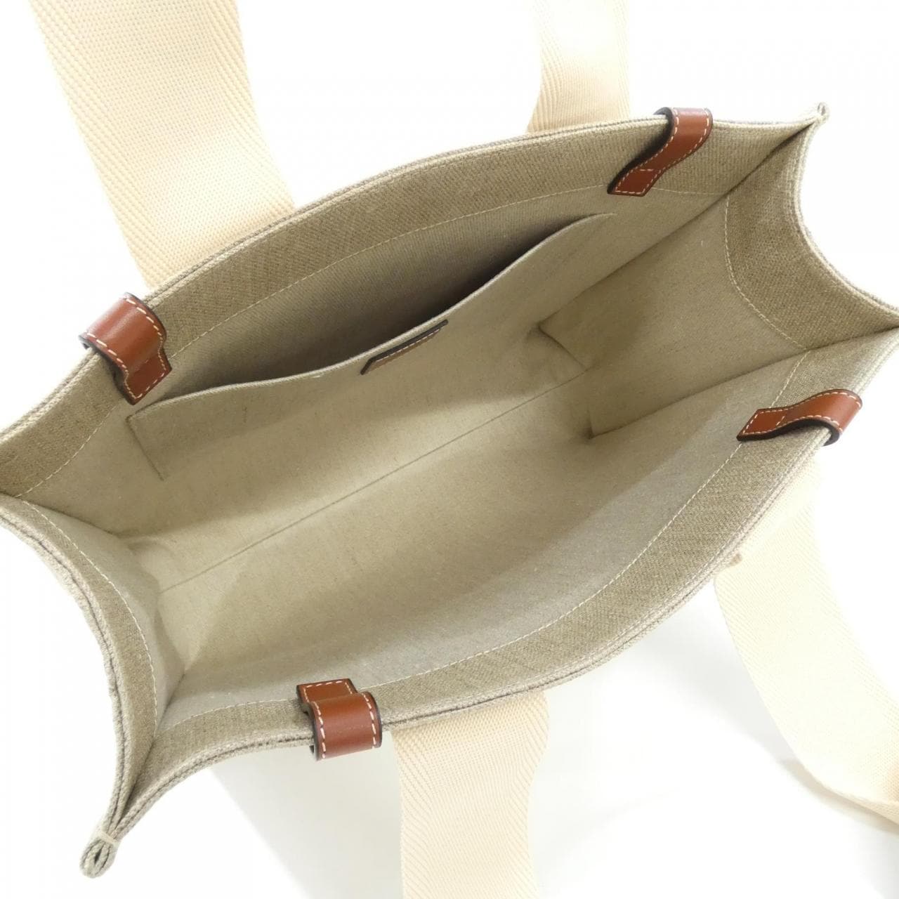 【新品】クロエ ウッディー ミディアム トート CHC22AS383 I26 バッグ