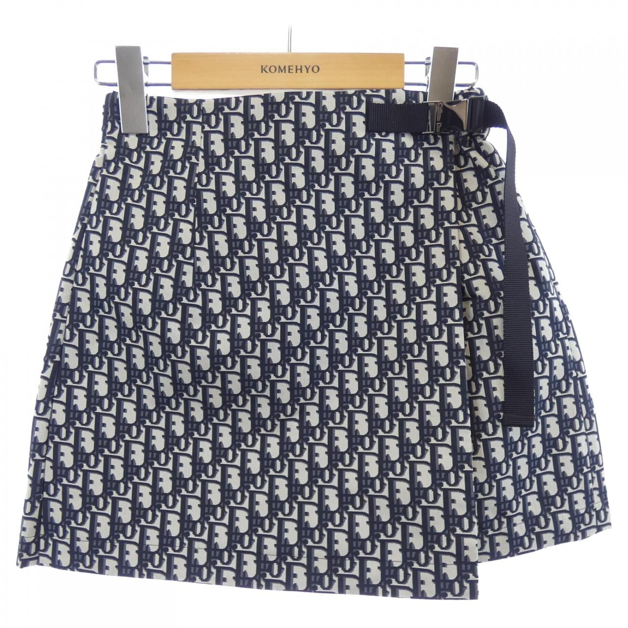 クリスチャンディオール CHRISTIAN DIOR ディオールオブリークテクニカルタフタジャカード 357P15A2970 ショートパンツ