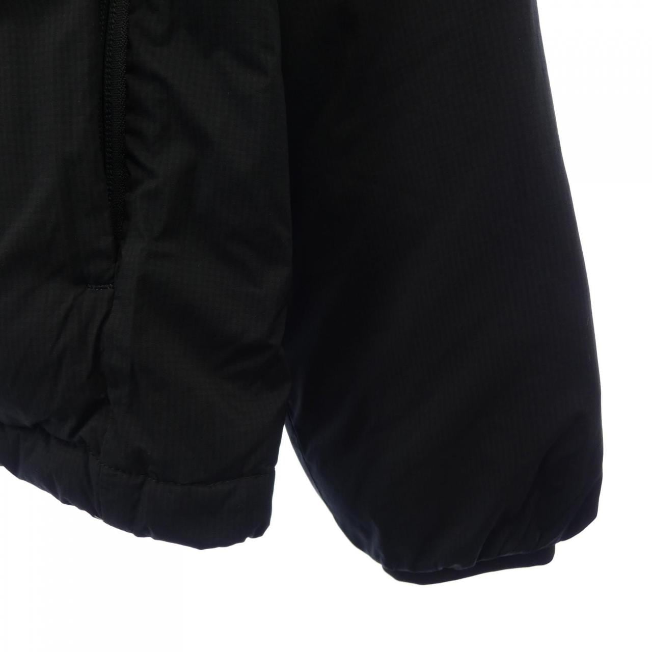 カナダグース CANADA GOOSE ダウンジャケット