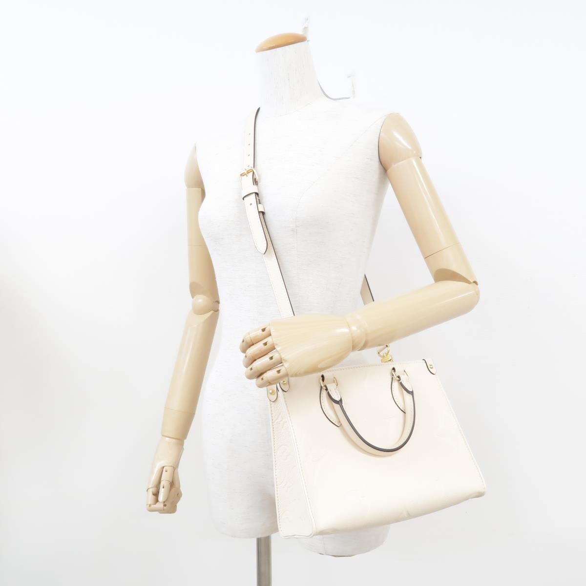 [未使用品] LOUIS VUITTON Monogram Empreinte On The Go PM M46569 包