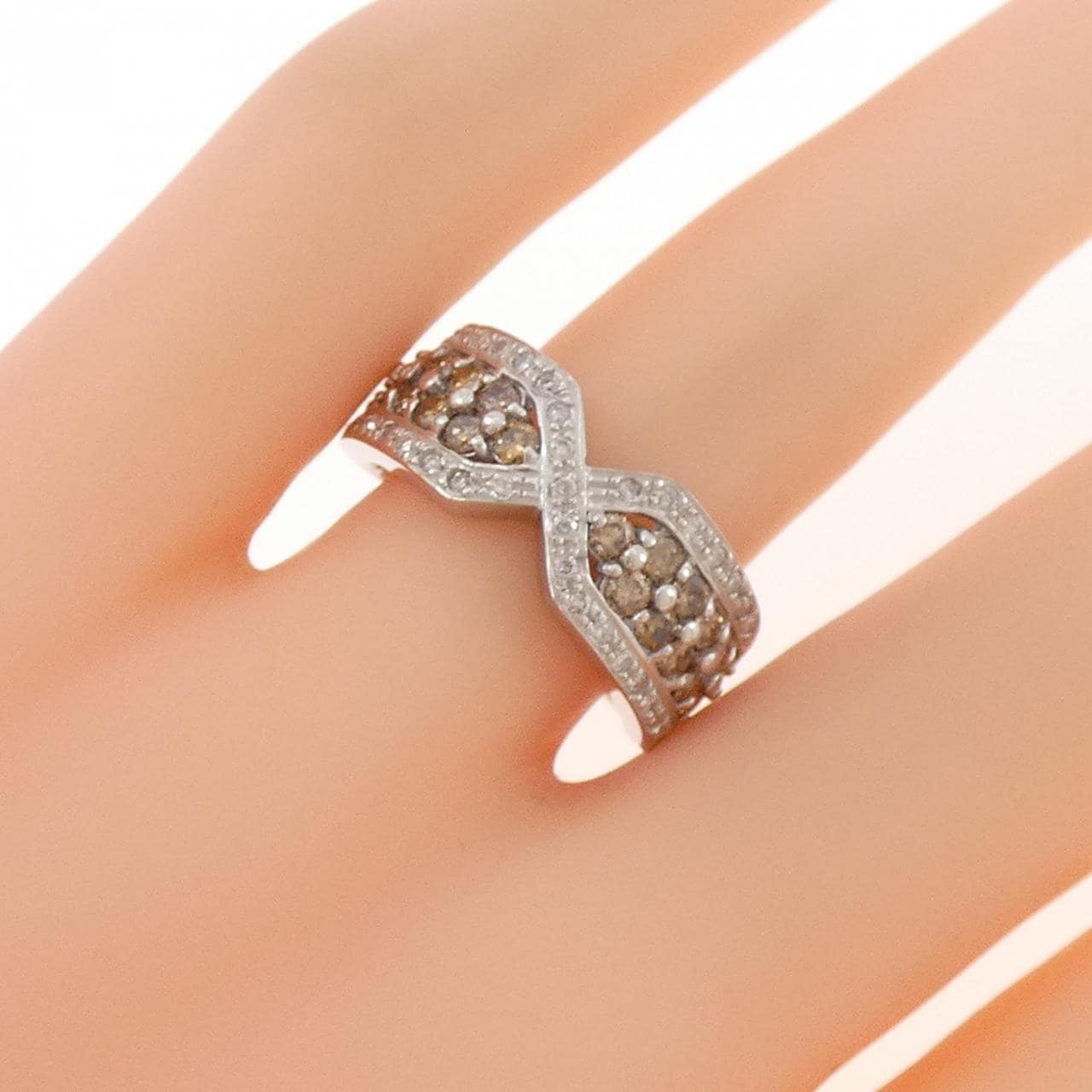 K18WG ダイヤモンド リング 1.00CT