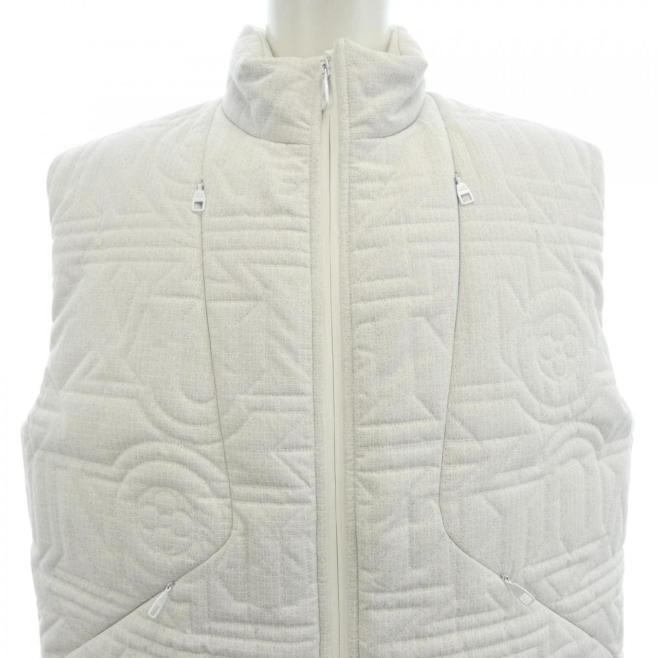 ルイヴィトン LOUIS VUITTON オールオーバーVuittonスノーダウンジレ HOG16WR77 ダウンベスト