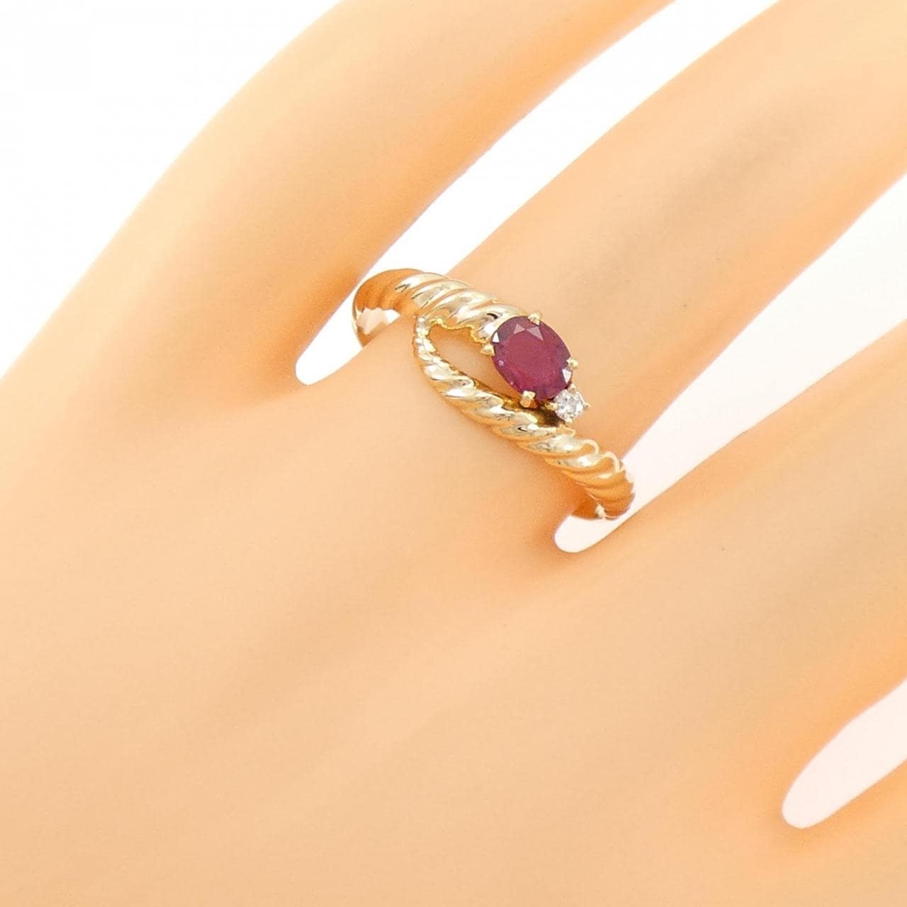 585YG ルビー リング