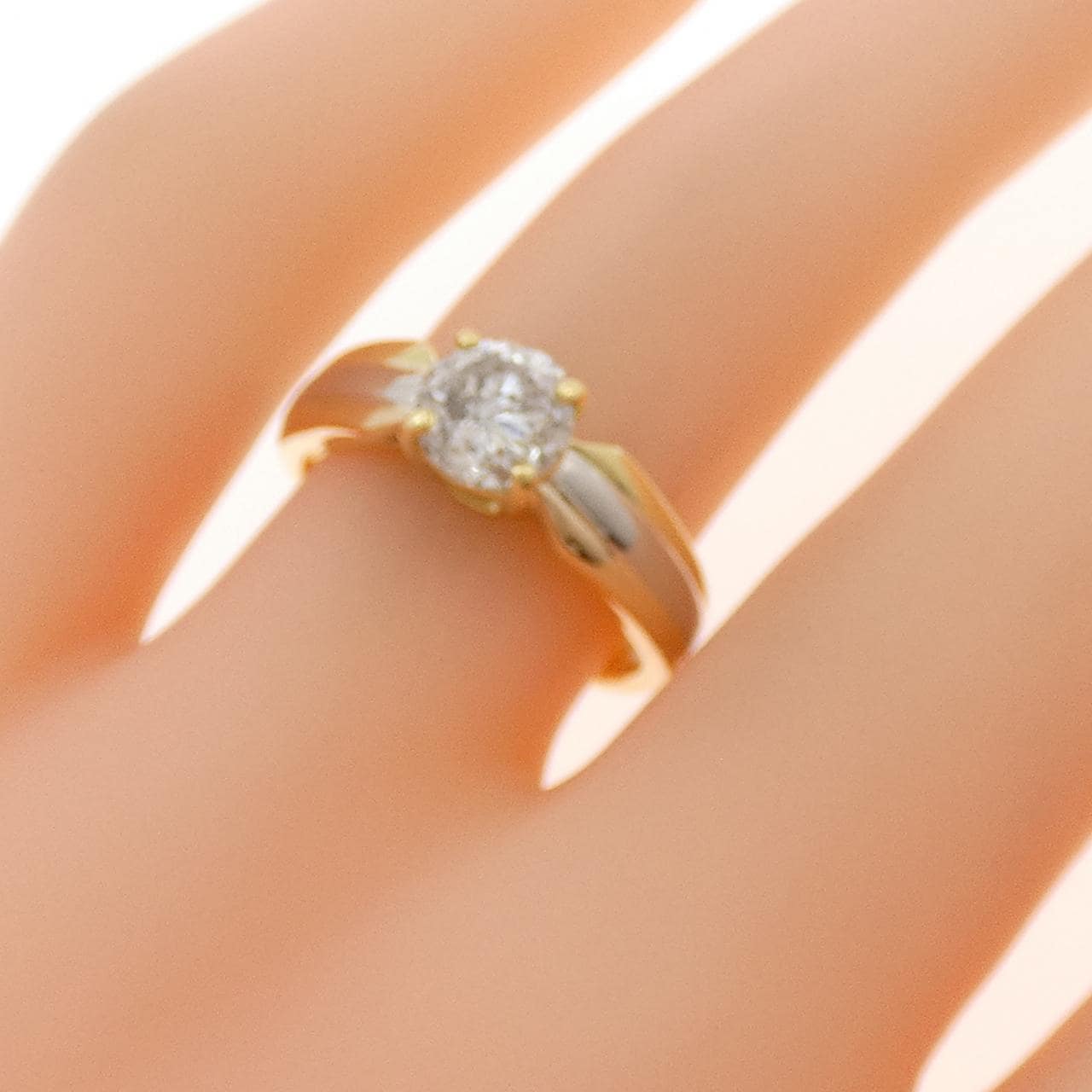 K18YG/PT900/K18PG ダイヤモンド リング 0.892CT