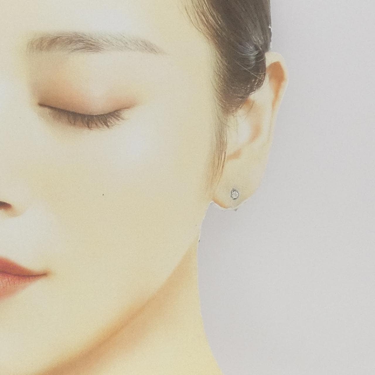 PT900 ソリティア ダイヤモンド ピアス 0.1CT 片耳