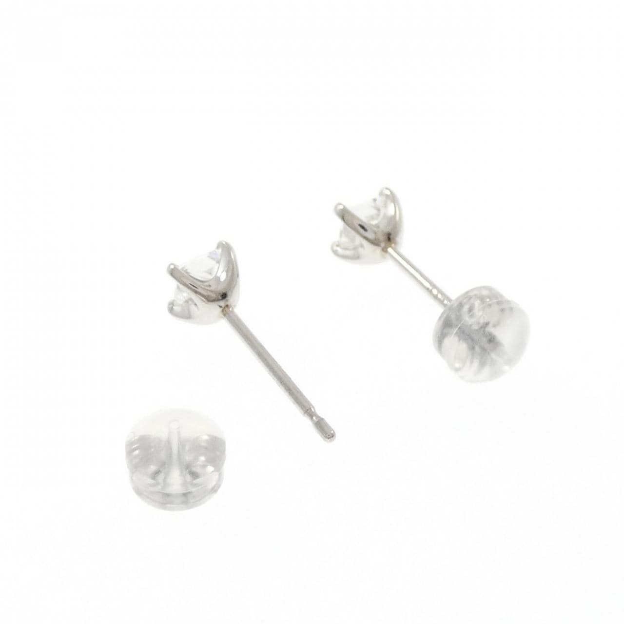 PT900 Diamond Earrings 0.618CT