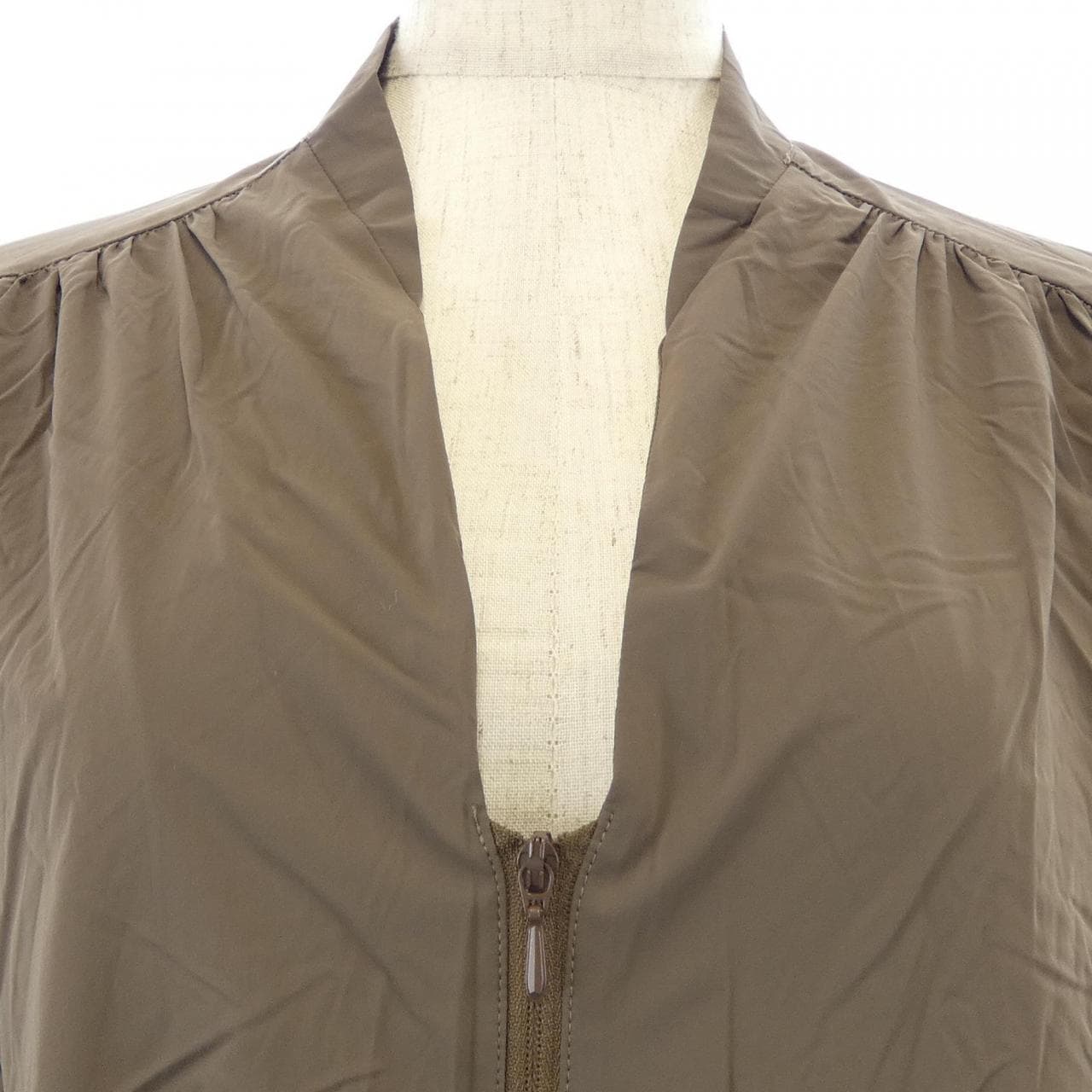 ルーニィ Lounie ブルゾン