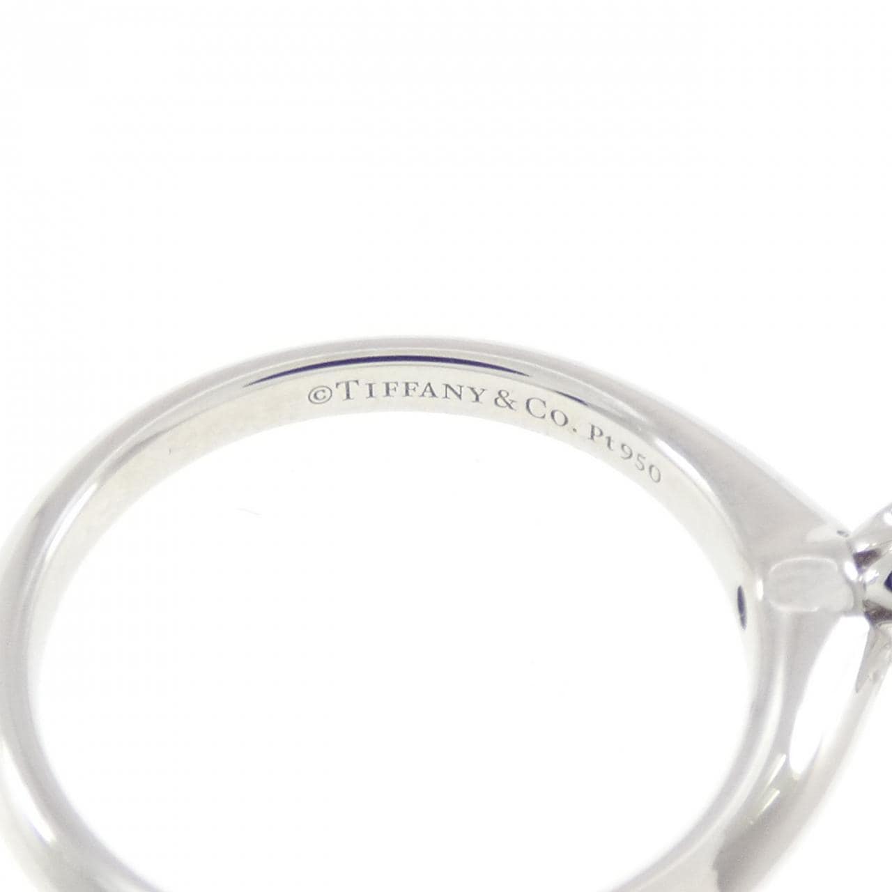 ティファニー クラシックソリティア リング 0.36CT G VS2 3EXT