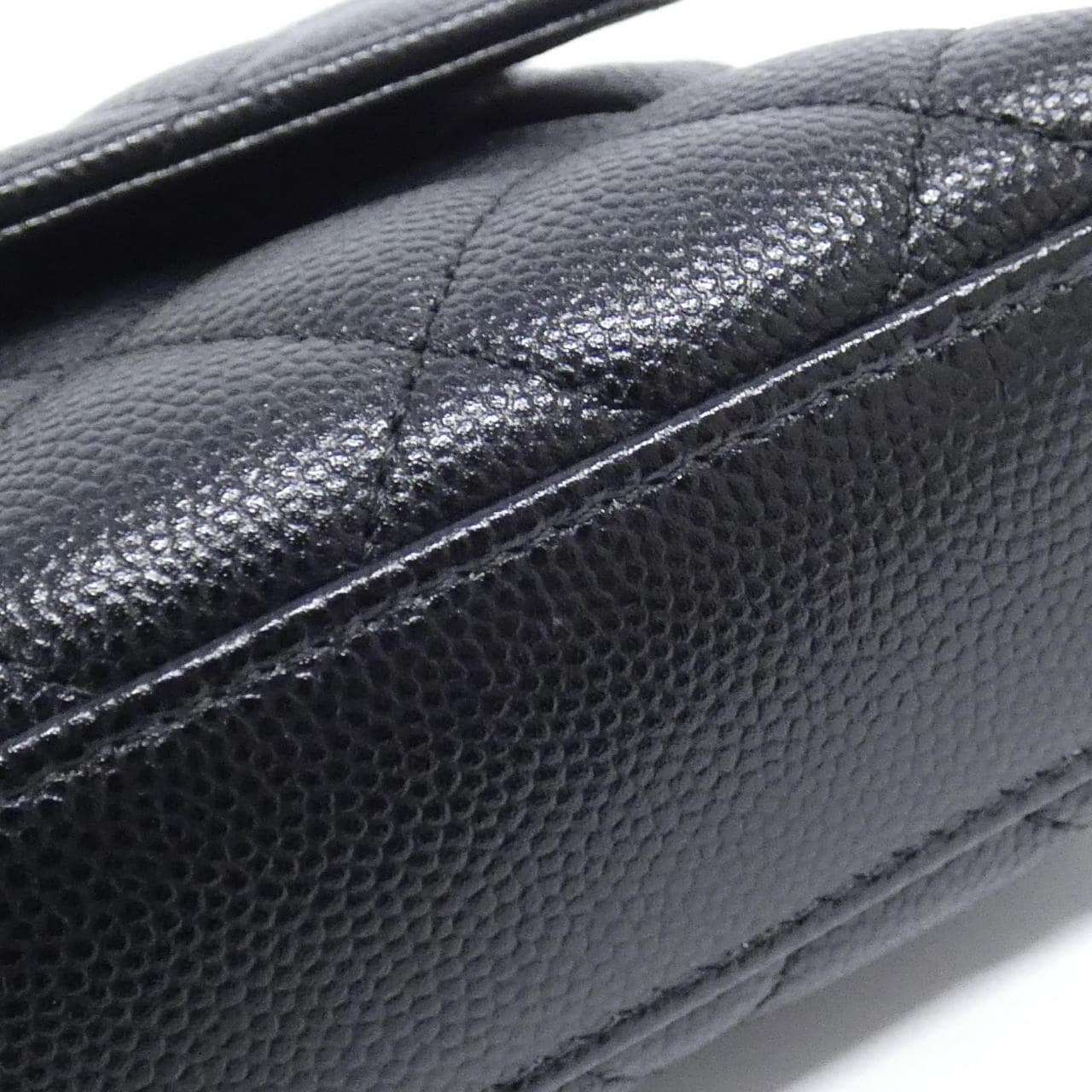 シャネル AP4244 チェーンクラッチ