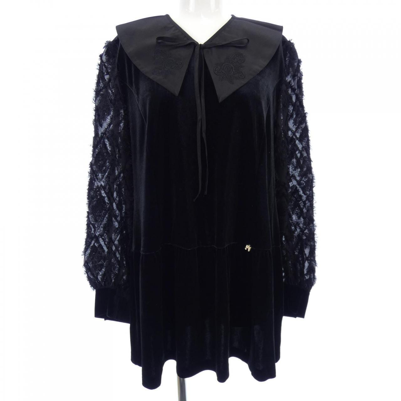 超级美丽SUPER BEAUTY上衣