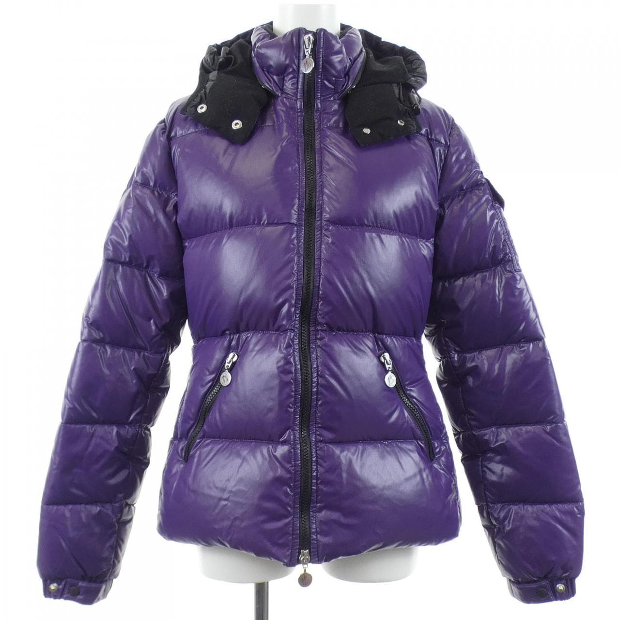 モンクレール MONCLER 45308/50 ダウンジャケット