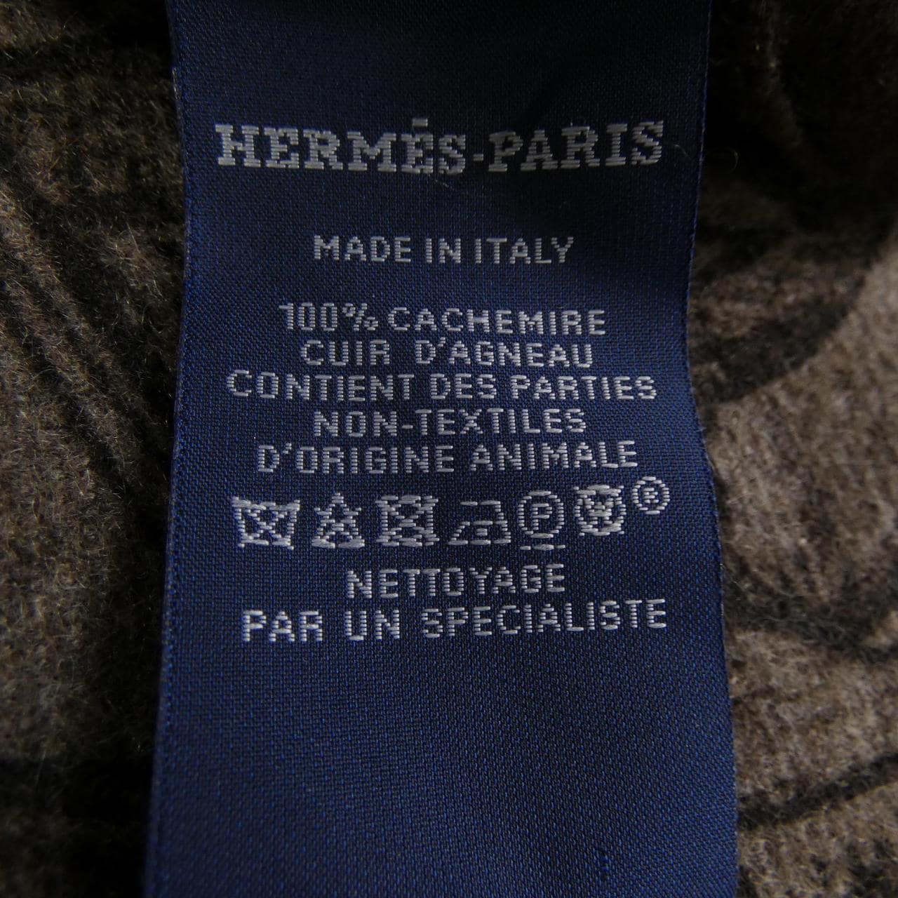 エルメス HERMES カヴァルカドゥール･エスキス H394838T MUFFLER