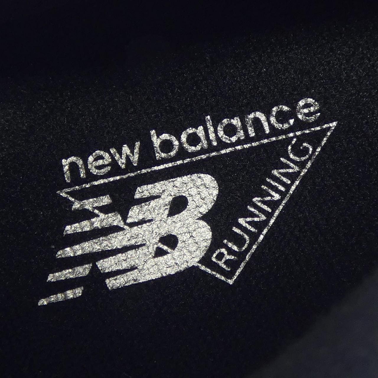ニューバランス NEW BALANCE U9060BLK スニーカー