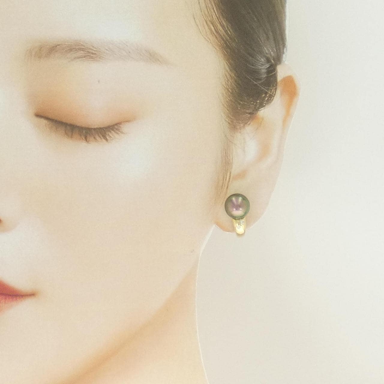 タサキ 黒蝶パール イヤリング 9.8mm