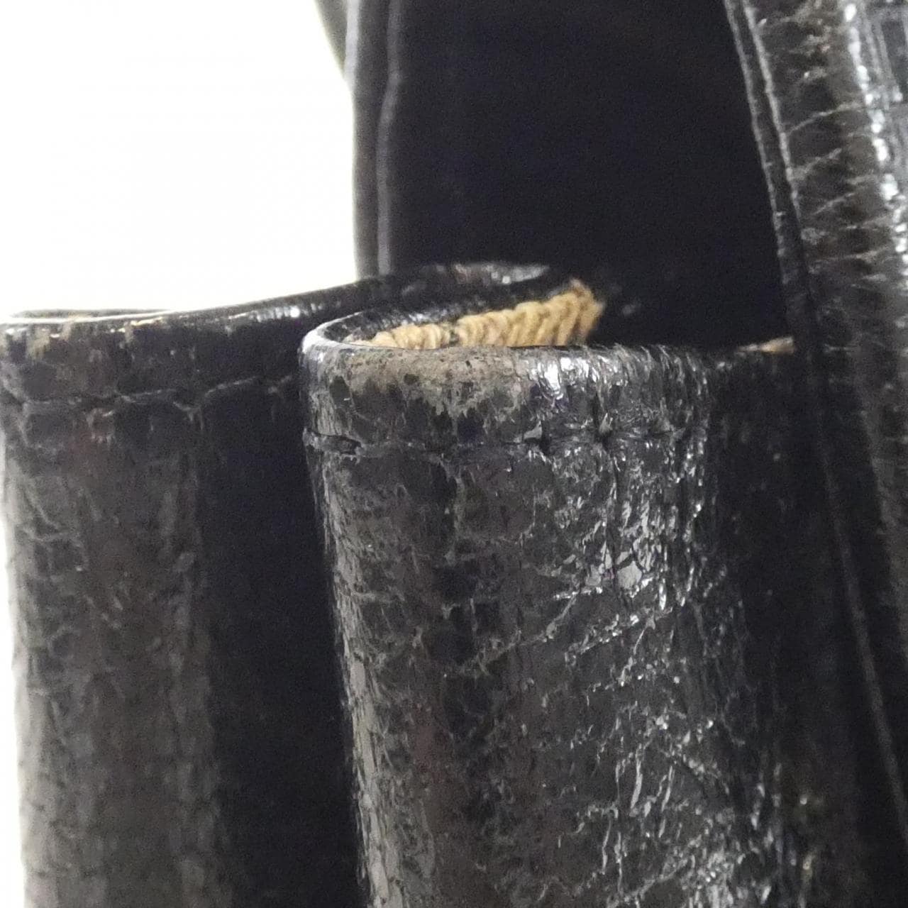 Yves SAINT LAURENT shoulder bag
