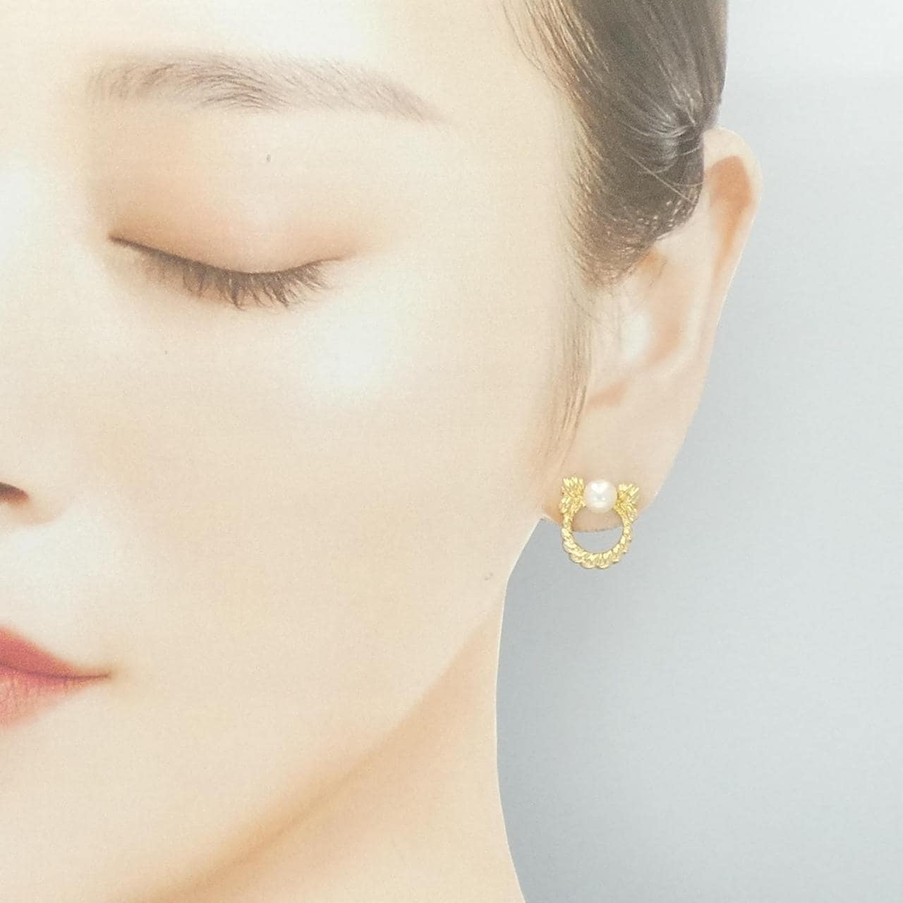 K18YG Akoya珍珠耳環 5.4 毫米