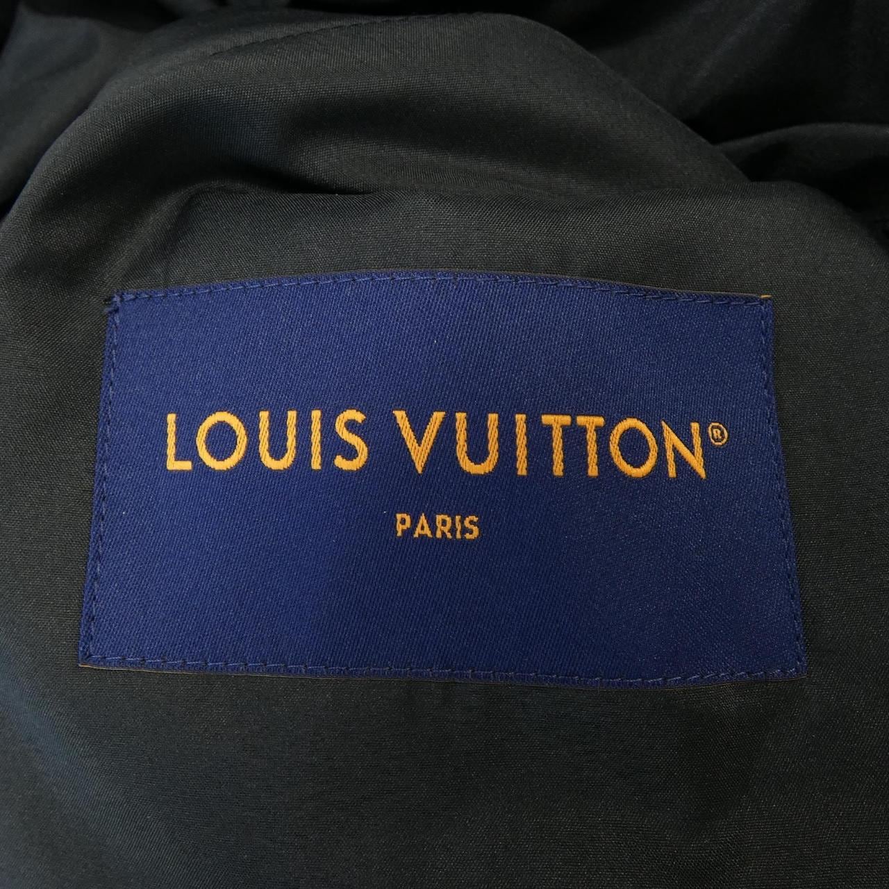 ルイヴィトン LOUIS VUITTON オーバーサイズパッファージャケット HPB80ERSC ダウンジャケット