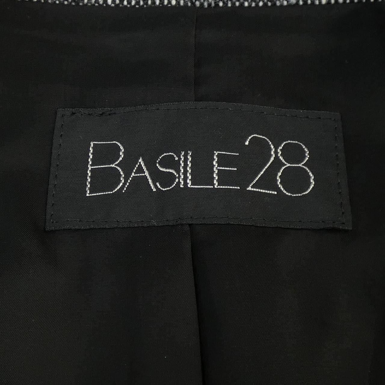 バジーレ28 BASILE 28 ジャケット