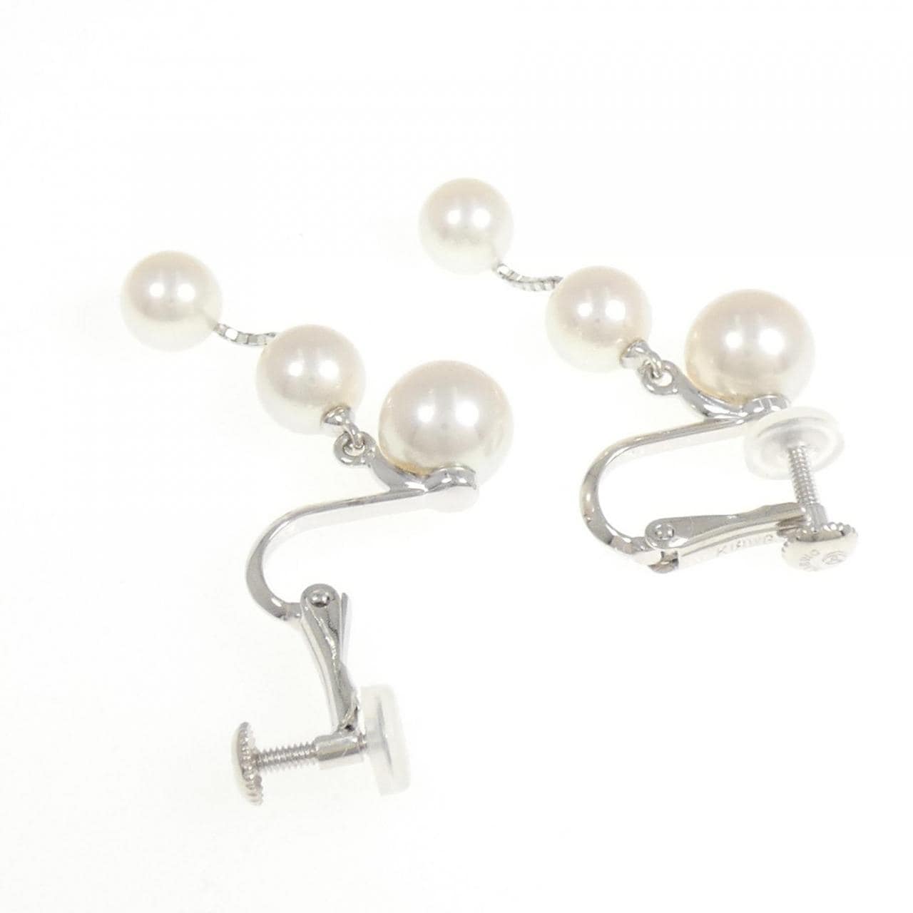 Tasaki Akoya pearl earrings