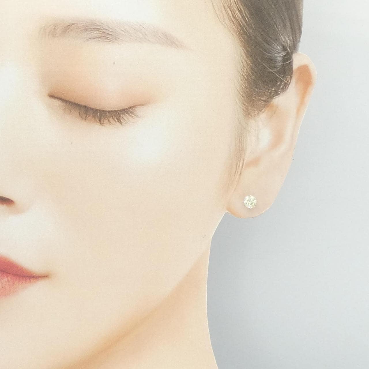 PT900 ダイヤモンド ピアス 0.72CT